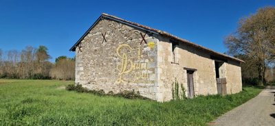 1 - Indre-et-Loire, Property
