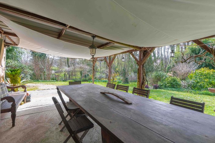 Image No.20-7 Bed House for sale