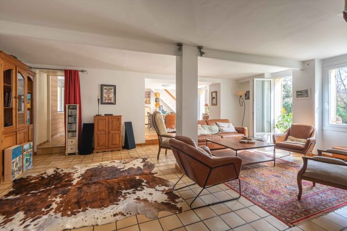 Image No.22-7 Bed House for sale