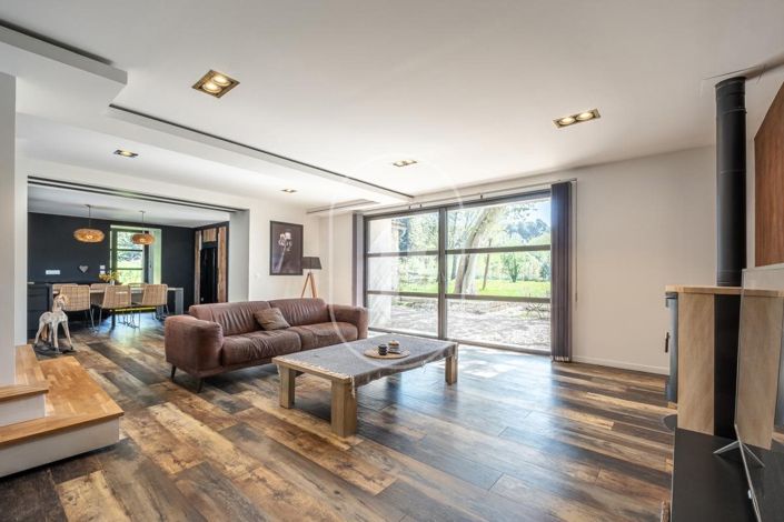 Image No.3-3 Bed House for sale