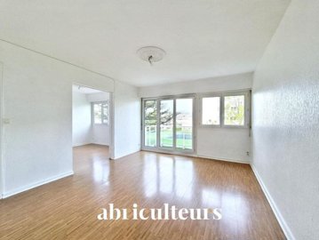 1 - Cognac, Apartment