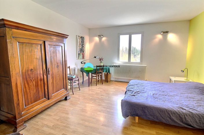 Image No.11-6 Bed House for sale