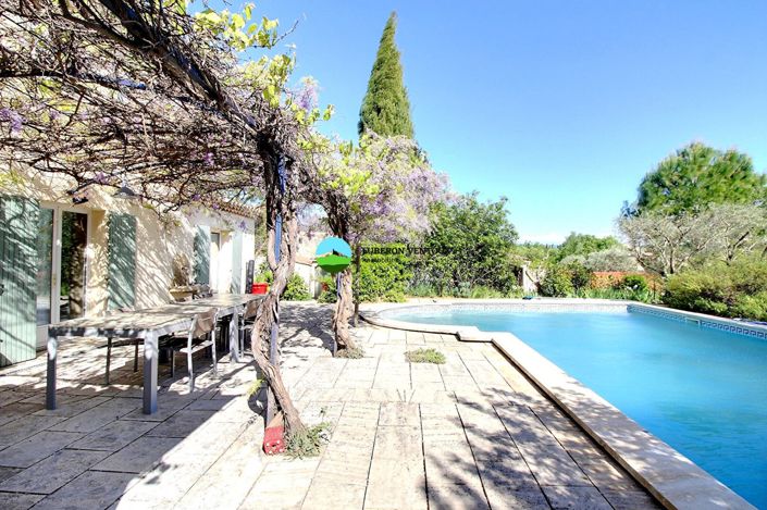 Image No.3-6 Bed House for sale