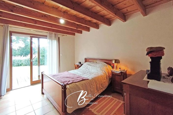 Image No.13-5 Bed House for sale