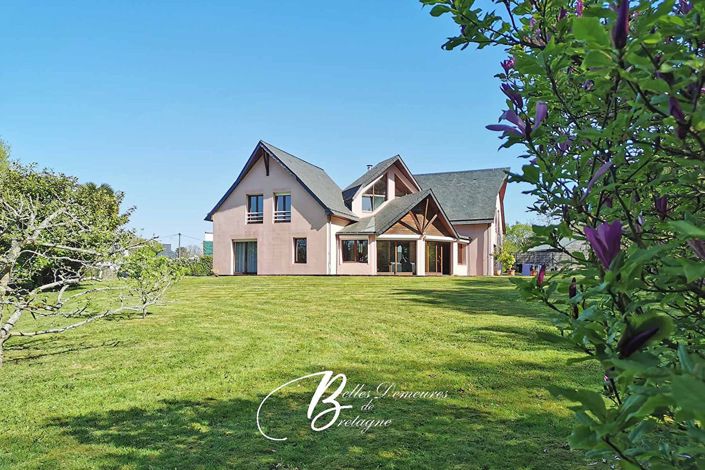 Image No.18-5 Bed House for sale