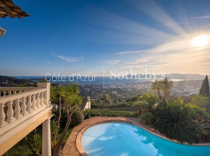 Image No.10-4 Bed House for sale