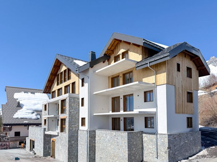Image No.3-4 Bed Apartment for sale