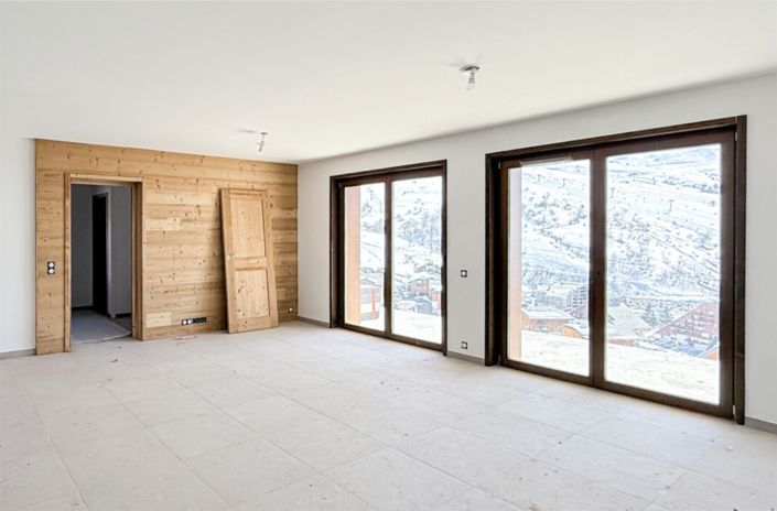Image No.5-4 Bed Apartment for sale