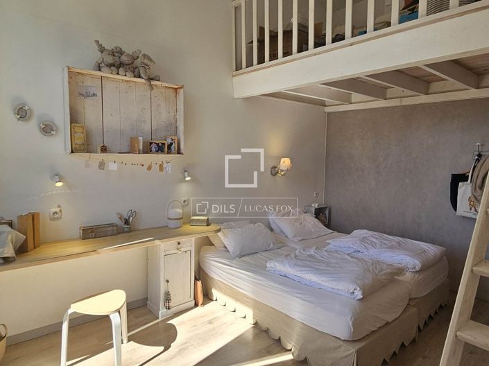 Image No.15-4 Bed House for sale