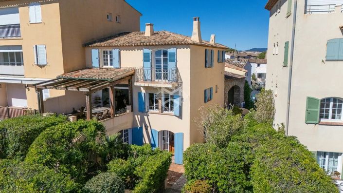 Image No.17-6 Bed House for sale