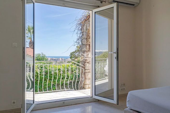 Image No.5-4 Bed House for sale