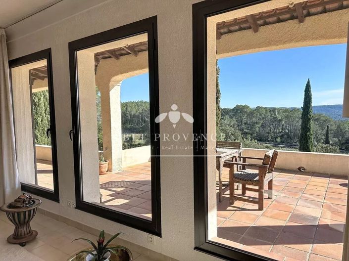 Image No.14-3 Bed House for sale