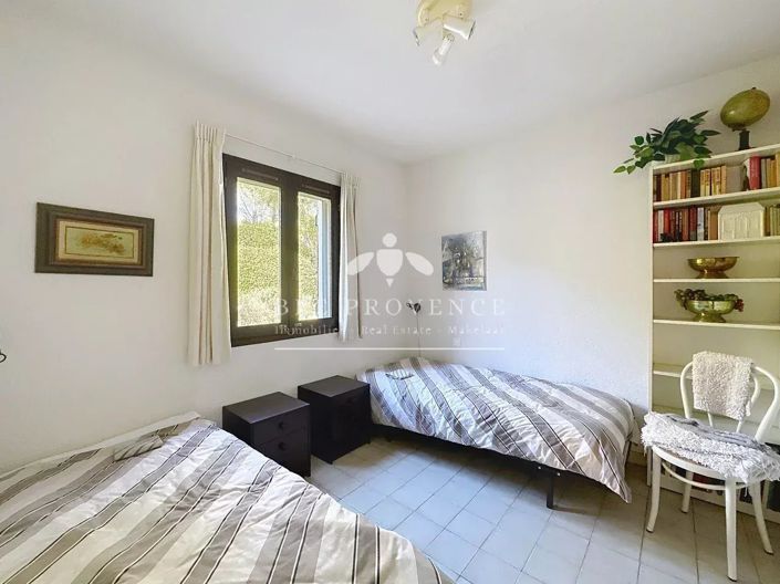 Image No.16-3 Bed House for sale