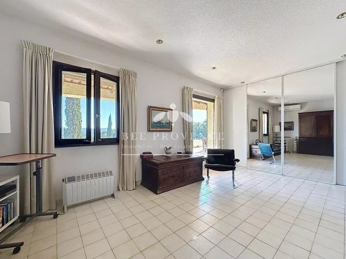 Image No.29-3 Bed House for sale