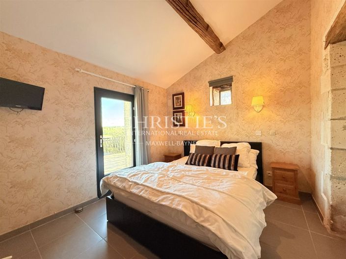 Image No.33-11 Bed House for sale