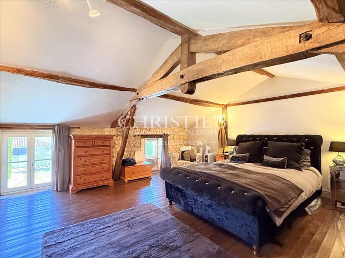 Image No.40-11 Bed House for sale