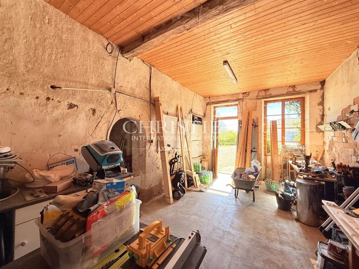 Image No.45-11 Bed House for sale