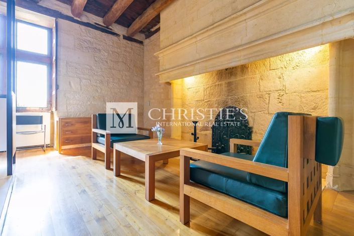 Image No.19-9 Bed House for sale