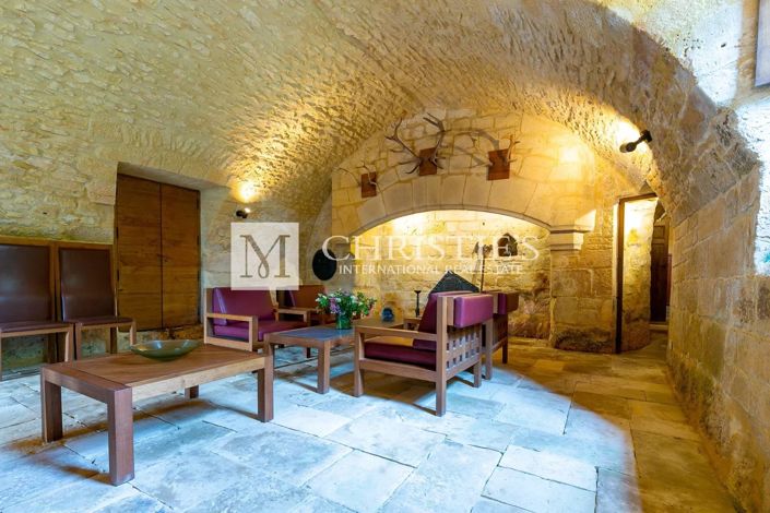Image No.23-9 Bed House for sale