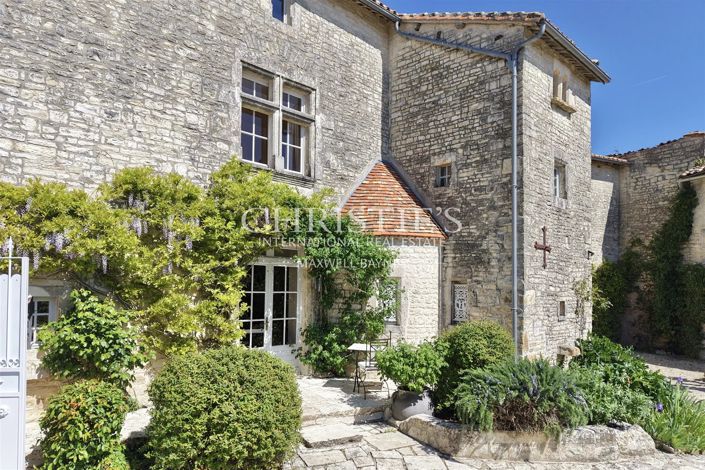 Image No.34-7 Bed House for sale