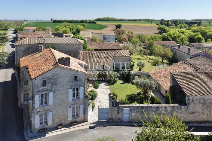 Image No.5-7 Bed House for sale