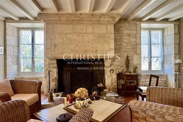 Image No.9-7 Bed House for sale