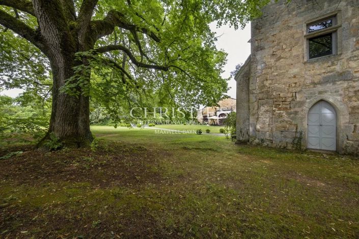 Image No.37-7 Bed House for sale