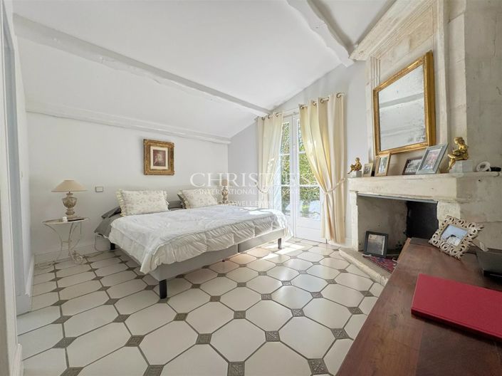 Image No.22-4 Bed House for sale