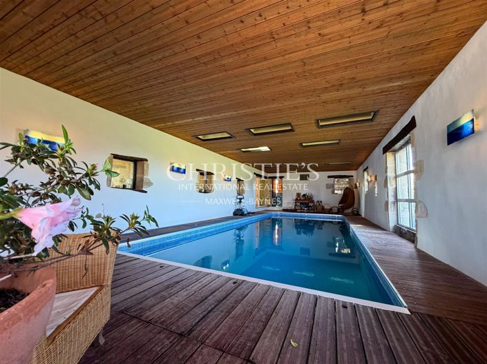 Image No.18-6 Bed House for sale