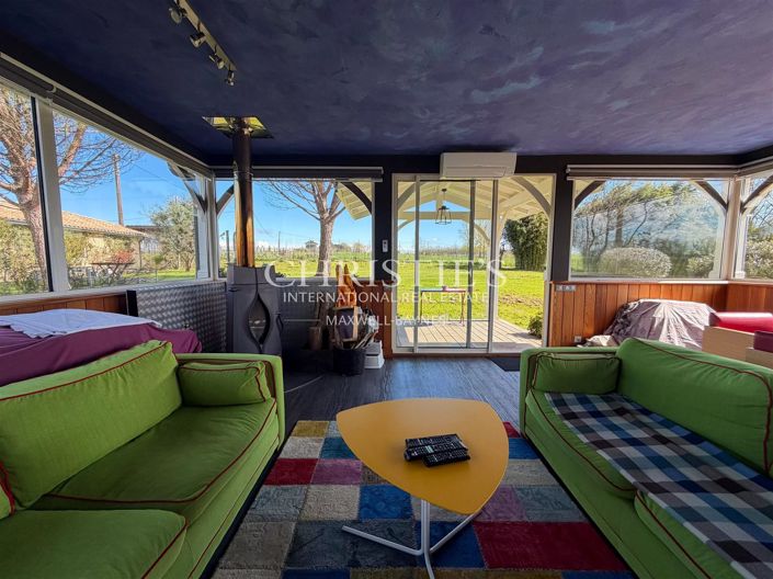 Image No.33-6 Bed House for sale