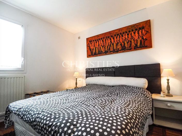 Image No.12-3 Bed House for sale