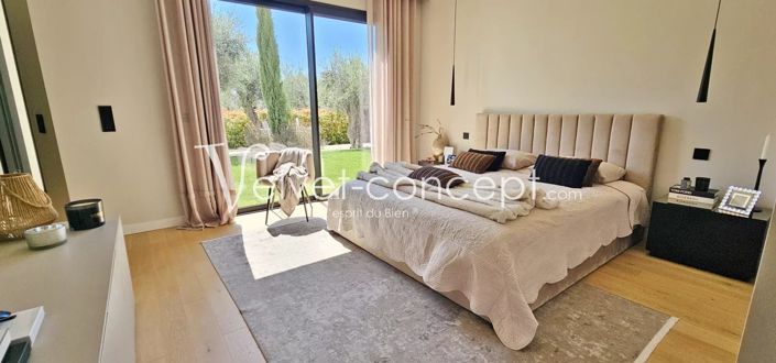 Image No.13-4 Bed House for sale