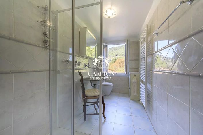 Image No.9-4 Bed House for sale