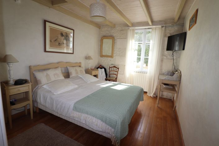 Image No.17-4 Bed House for sale