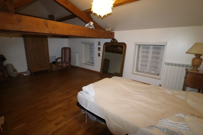 Image No.18-4 Bed House for sale