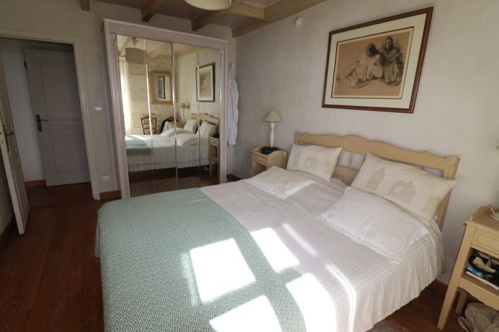 Image No.22-4 Bed House for sale