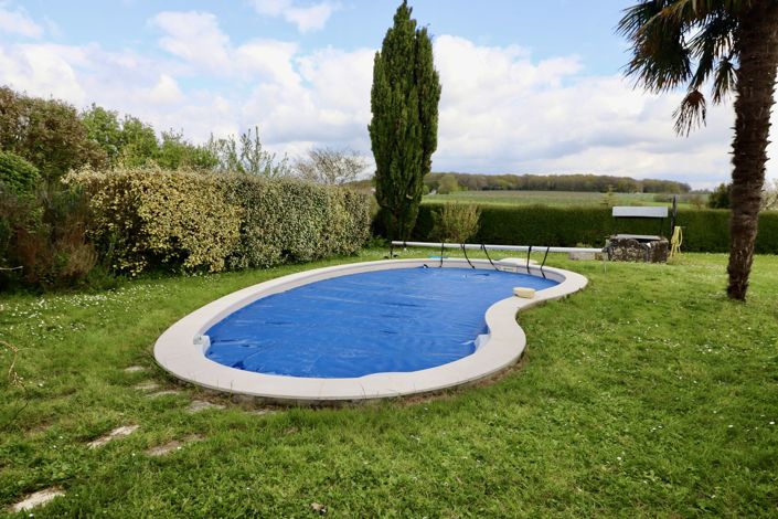 Image No.25-4 Bed House for sale