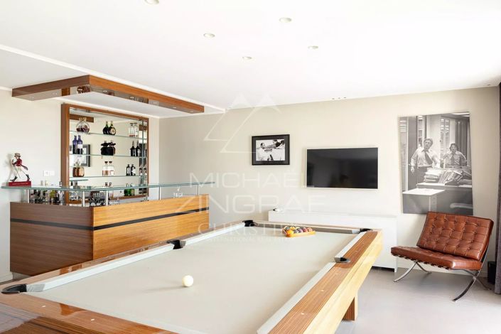 Image No.10-6 Bed House for sale