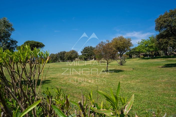 Image No.5-5 Bed House for sale