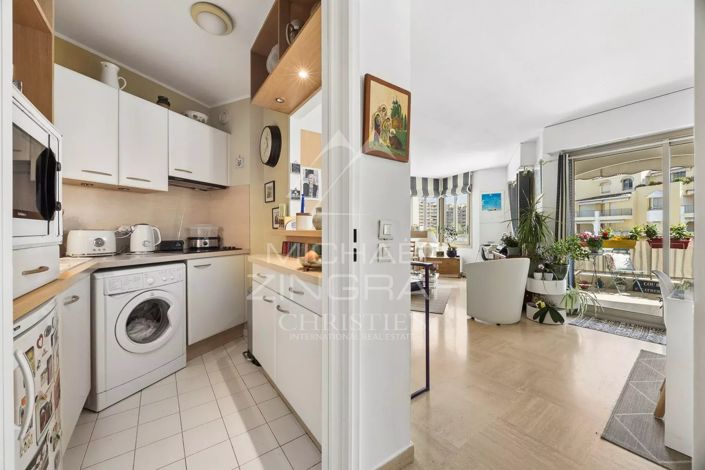 Image No.6-Appartement de 1 chambre à vendre à Mandelieu-la-Napoule