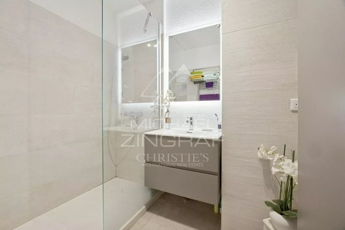 Image No.8-Appartement de 1 chambre à vendre à Mandelieu-la-Napoule