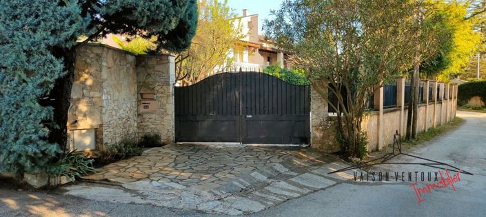Image No.25-5 Bed House for sale