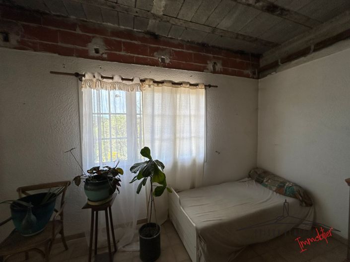 Image No.25-3 Bed House for sale