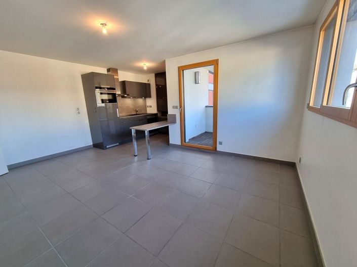 Image No.2-Appartement de 1 chambre à vendre à Rhône