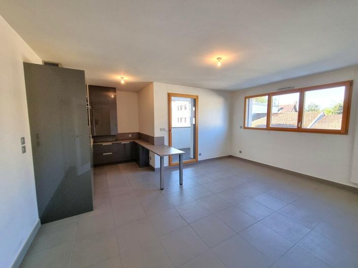 Image No.4-Appartement de 1 chambre à vendre à Rhône