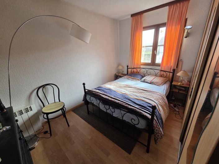 Image No.10-3 Bed House for sale