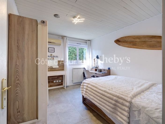Image No.7-3 Bed House for sale
