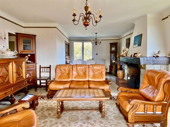 Image No.3-5 Bed House for sale
