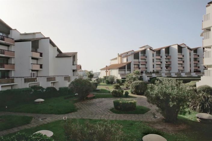 Image No.12-2 Bed Apartment for sale