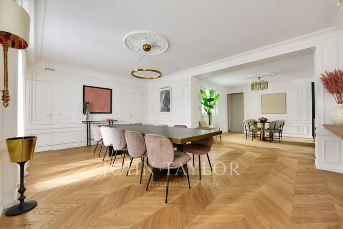 Image No.16-6 Bed House for sale